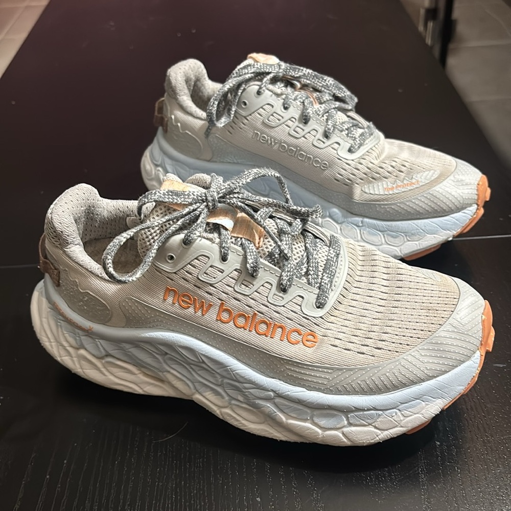 New Balance Fresh Foam Trail Running Shoes 6.5 - Picture 2 of 4
